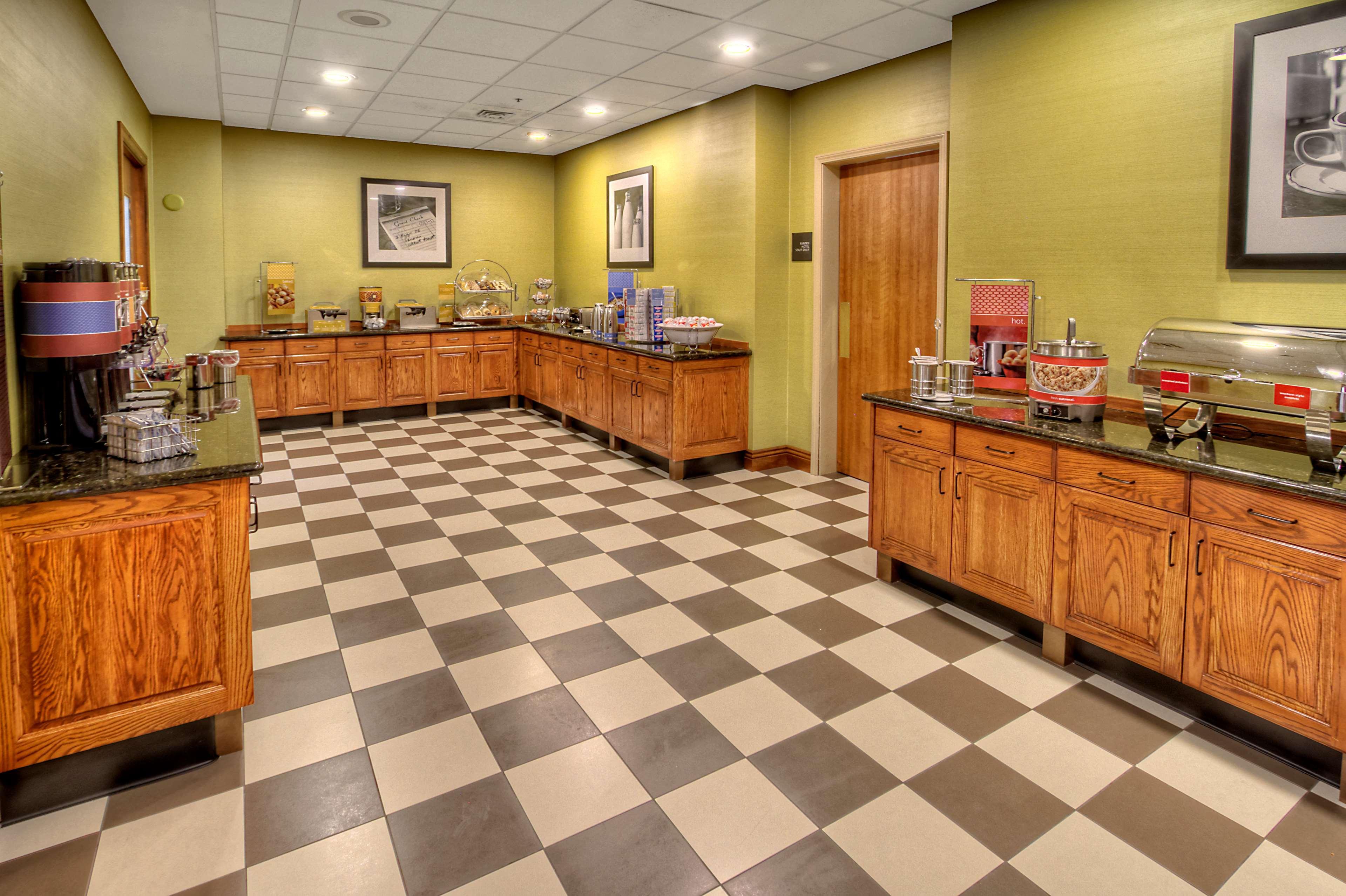 Hampton Inn & Suites Nampa At The Idaho Center Екстериор снимка