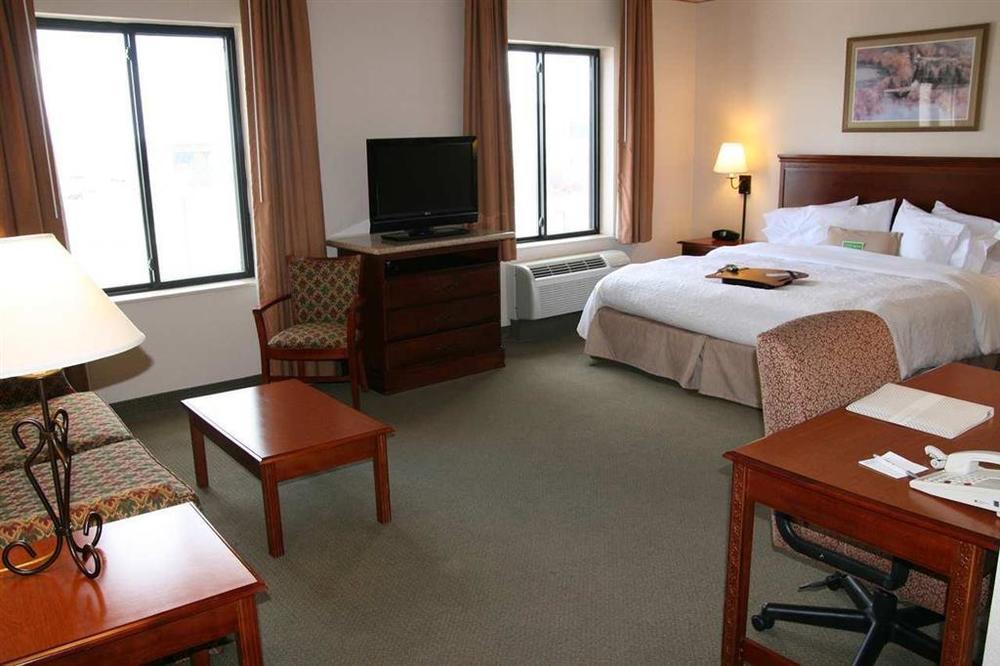 Hampton Inn & Suites Nampa At The Idaho Center Стая снимка