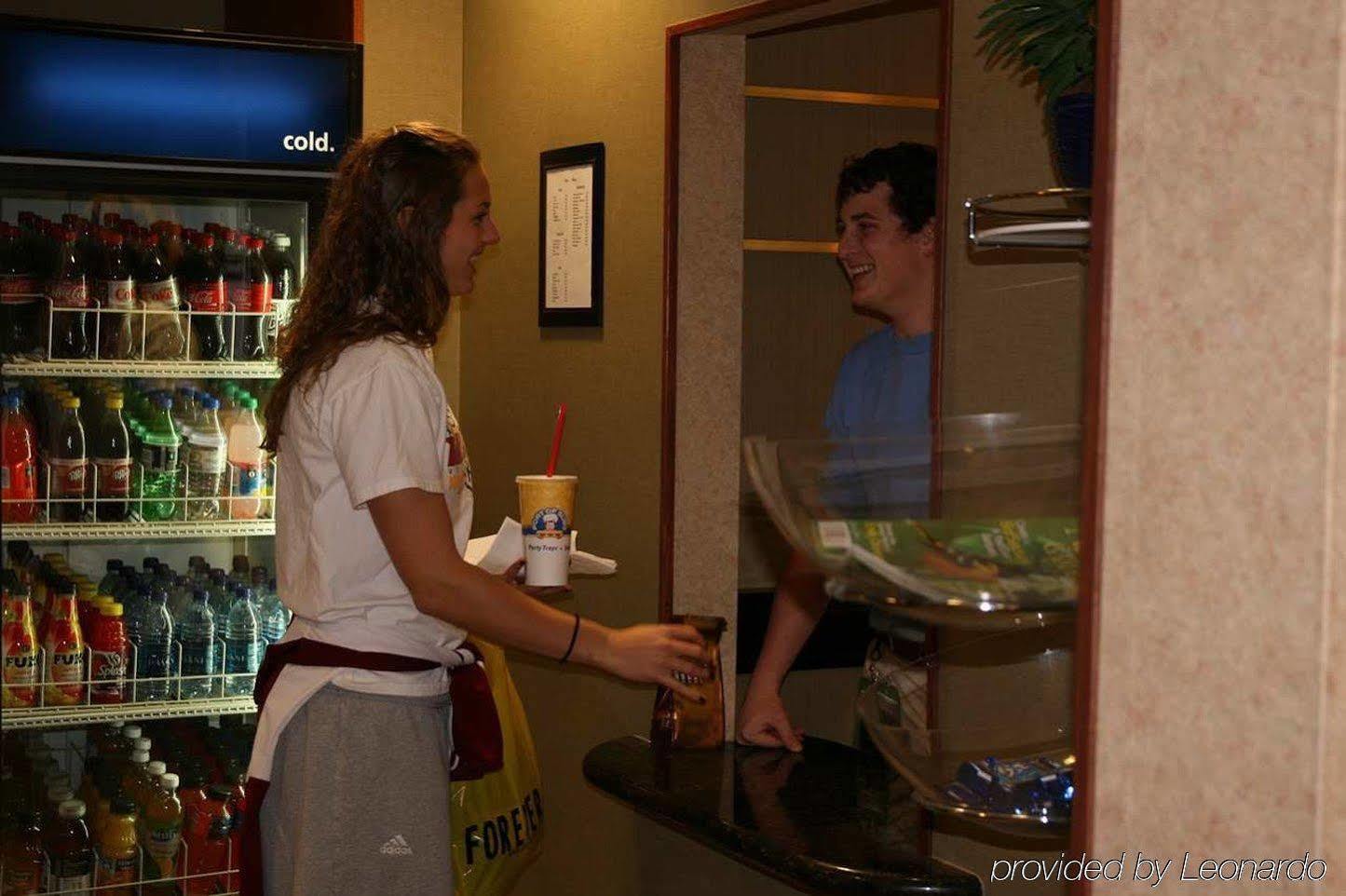 Hampton Inn & Suites Nampa At The Idaho Center Ресторант снимка