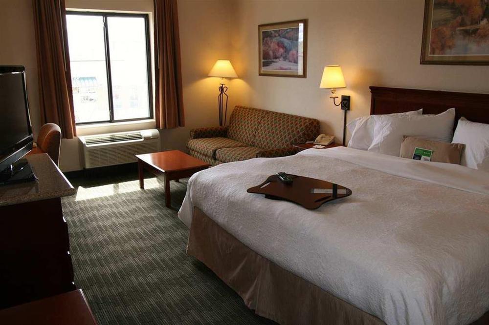Hampton Inn & Suites Nampa At The Idaho Center Стая снимка