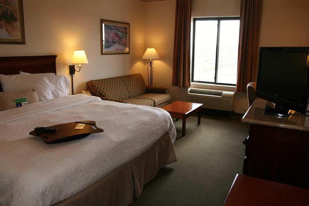 Hampton Inn & Suites Nampa At The Idaho Center Стая снимка
